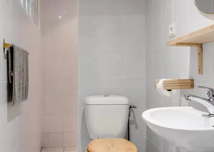 Avec Piscine & - La Chapelle Graulhet