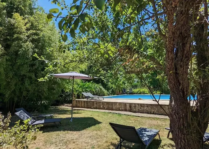 Ferienhaus Avec Piscine & - La Chapelle