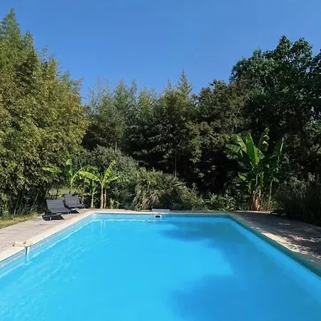 Avec Piscine & - La Chapelle 펜션